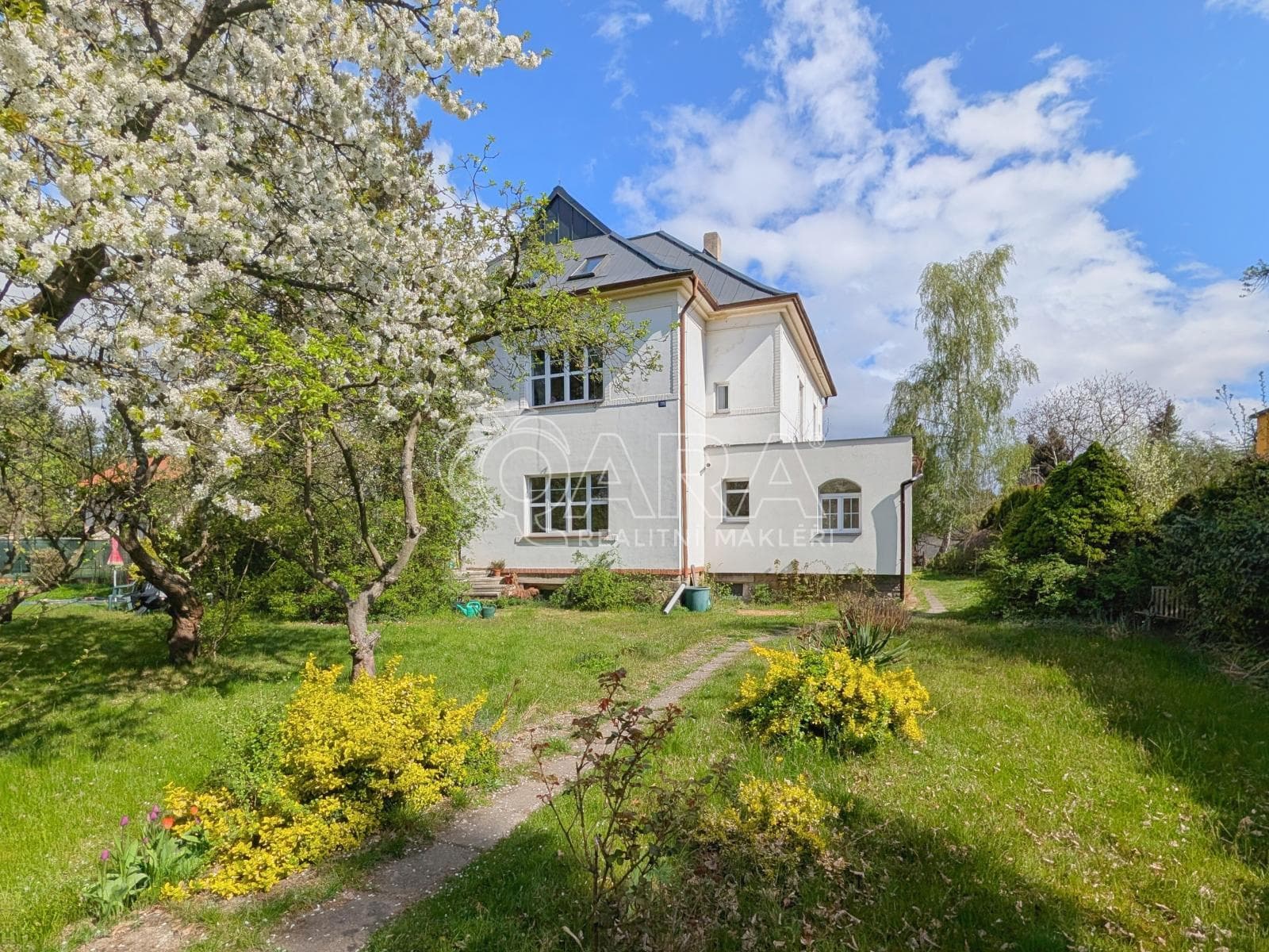 Pronájem atypického bytu 3+1 v osobním vlastnictví 85 m², K Rukavičkárně, Praha - Klánovice